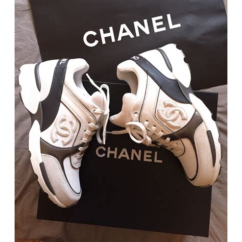 basket femme chanel blanche|basket chanel rose et noir.